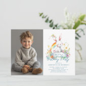 Horizontale Schattigee Witte Konijn en Regenboog V Kaart (Staand voorkant)