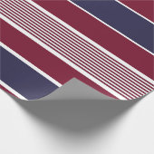 Horizontale strepen, Bourgogne, blauw van de marin Cadeaupapier (Hoek)