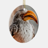 Hornbill met schouderlijk geel keramisch ornament (Rechts)
