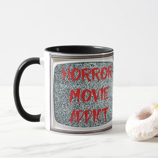 Horror Movie Addict Mok (Met donut)