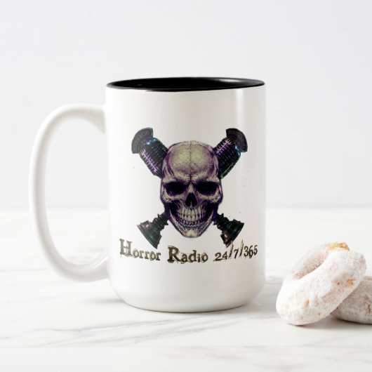 Horror Radio MicroCross Schedel 2-tone mok (Met donut)