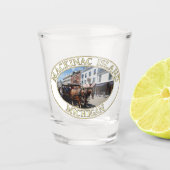 Horse and Carriage in Downtown Mackinac Island, MI Shot Glas (Voorkant)