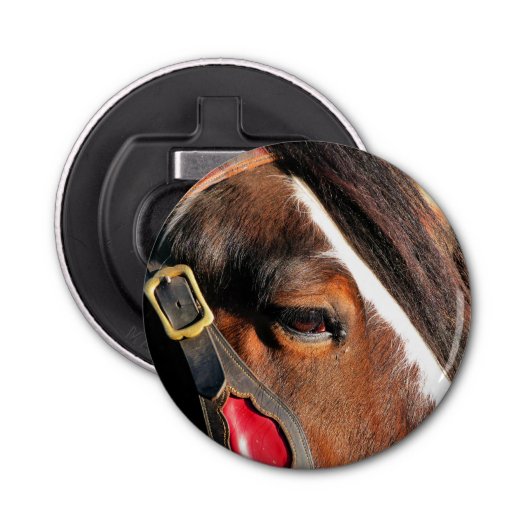 HORSE BUTTON FLESOPENER (Voorkant)