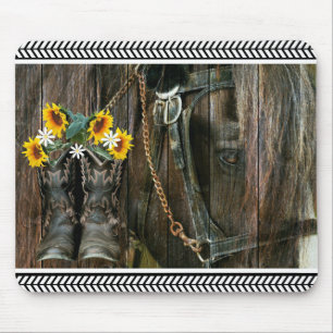 Horse Cowboy Boots Sunflower Rustic Barn Board Muismat