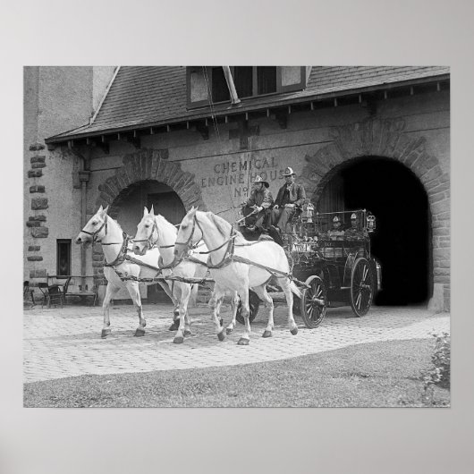 Horse Drawn Fire Engine, 1922.  foto Poster (Voorkant)