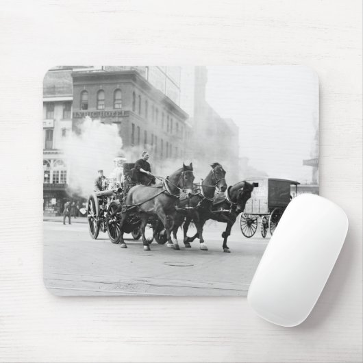 Horse Drawn Fire Engine, begin jaren 1900 Muismat (Met muis)