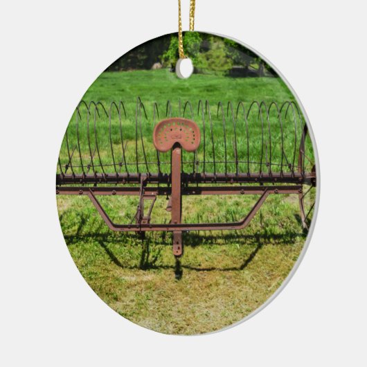 Horse Drawn Hay Rake Keramisch Ornament (Links)