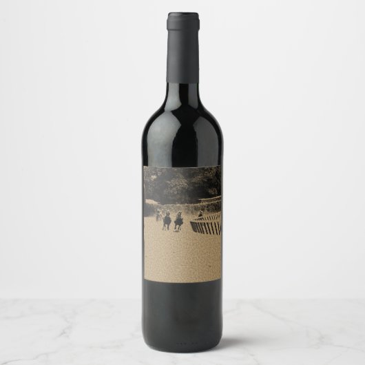 Horse Racing Muddy Track Grunge Wijn Etiket (Voorkant)