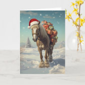 Horse with Christmas presents in the snow Kaart (Gele Bloem)