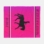 HORSEBACK RIDING GIRL PERSONALISEERD IN PINK & BLA FLEECE DEKEN (Voorkant (Horizontaal))