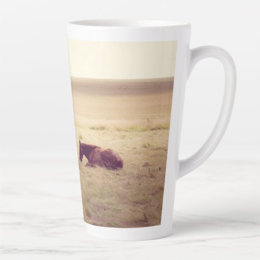 Horses on pasture latte mok (Rechts)