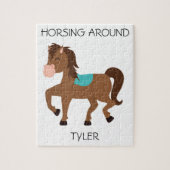 "Horsing Around" puzzel met aangepaste naam. Legpuzzel (Verticaal)
