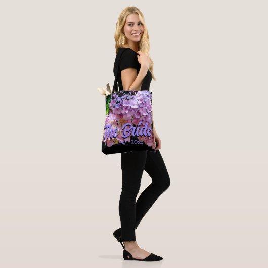 Hortensia tuin roze blauw paars bloemrijk, Bruid Tote Bag (Op model)