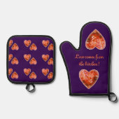 Hostess Gift  Rode Harten op Paarse Ovenwant & Pannenlap Set (Voorkant)