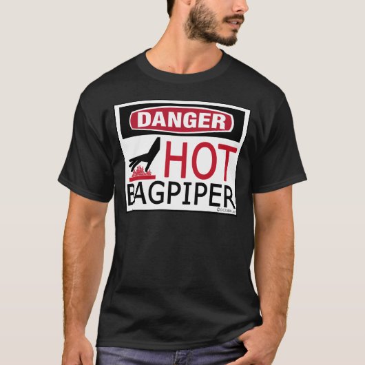 Hot Bagpiper T-shirt (Voorkant)