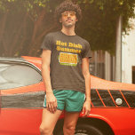 Hot Dish Zomer Grappige Ovenschotel Graphic T-shirt<br><div class="desc">Vergeet Hot Girl Summer,  het is tijd voor Hot Dish Summer. Een lekkere ovenschotel in een  pan past bij de retro stijl belettering op dit grafisch t-shirt.</div>