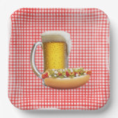 Hot Dog en Bier Op Gingham Papieren Bordje (Voorkant)