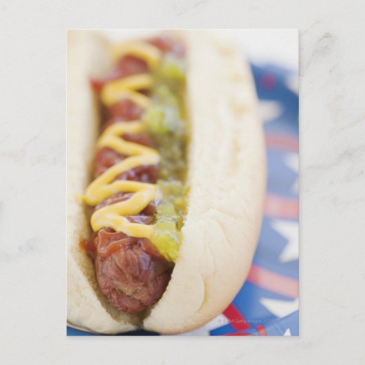 Hot Dog op rood, wit en blauw Bord Briefkaart (Voorkant)