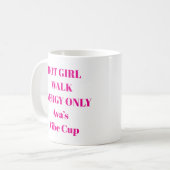Hot Girl Walk Energy Mug Koffiemok (Voorkant links)