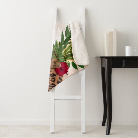 Hot House Leopards | A Paar Sherpa Deken (In situ)