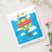 Hot-luchtballonvaarder, kleurrijk, 1e verjaardag bedankzakje (Gezegeld)