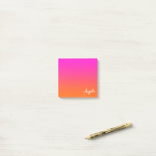 Hot-magenta roze Oranje ombre-scriptnaam Post-it® Notes (Op bureau)