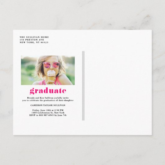 Hot Pink 2025 Bold Typography Foto Afstuderen Uitnodiging Briefkaart (Achterkant)