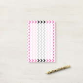 Hot Pink and Black Chevron by Shirley Taylor Post-it® Notes (Op bureau)