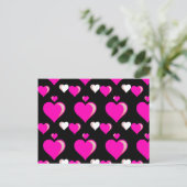 Hot Pink and Black Hearts Valentine's Day Love Pat Feestdagenkaart (Staand voorkant)
