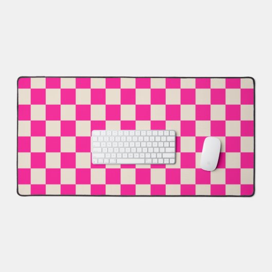 Hot pink and tan checkerboard pattern bureaumat (Keyboard & Muis)
