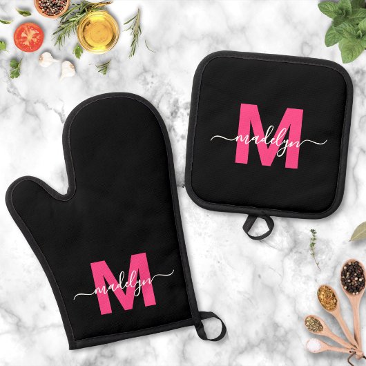 Hot Pink Black Naam Monogram Ovenwant & Pannenlap Set