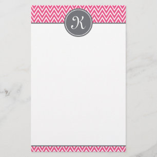 Hot Pink Chevron Pattern Gray Monogram Briefpapier