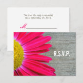 Hot Pink Daisy & Barnwood Wedding R.S.V.P. RSVP Kaartje (Voorkant / Achterkant)