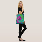 Hot Pink en Blue Groovy Abstract Retro Swirl Tote Bag (Op model)