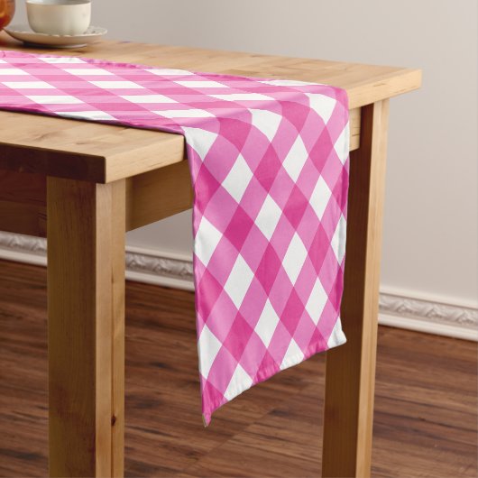 Hot Pink Gingham Pset Patroon Korte Tafelloper (Voorbeeld)