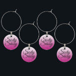 Hot Pink Glitter Ombre 60 en Sassy 60th Birthday Wijnglashanger<br><div class="desc">Vieren draaien 60 in stijl met deze moderne 60e verjaardag ontwerp op een hete roze glitter ombre achtergrond, deze chique 60e verjaardag wijn charmes zijn perfect voor het creëren van een fantastische 60e verjaardag viering. De woorden sixty en sassy zijn ingesteld met behulp van modern script. Exclusief voor u ontworpen...</div>