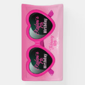 Hot Pink Heart Zonnebril Verjaardag Spandoek (Verticaal)