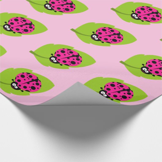 Hot Pink Ladybug Cadeaupapier (Hoek)