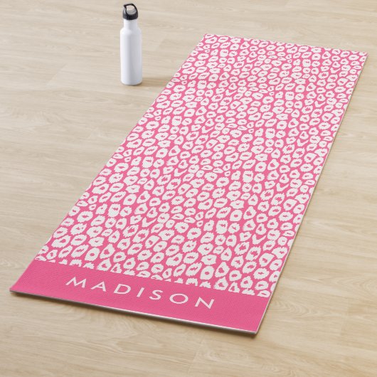 Hot Pink Leopard Print Personalized Yogamat (In situ)
