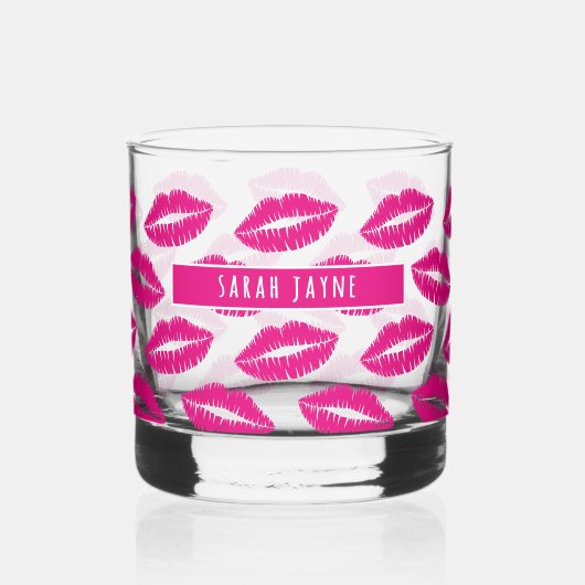 Hot Pink Lipstick Kus Patroon Whiskey Glas (Voorkant)
