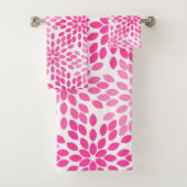 Hot Pink Modern Floral Patroon Bad Handdoek (Insitu)