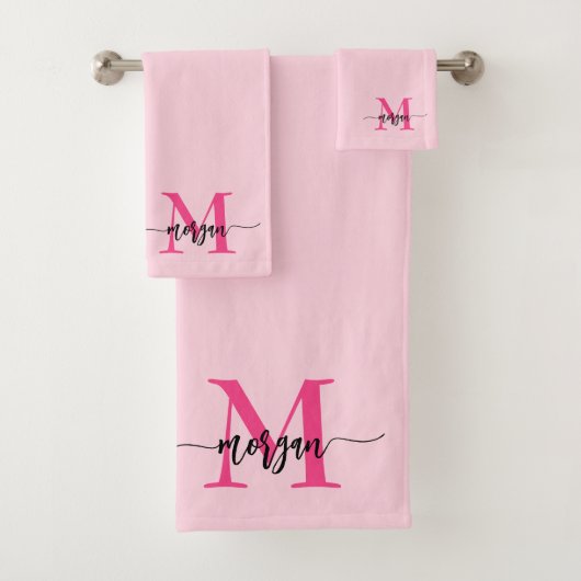 Hot Pink Modern Script Girly Monogram Naam Bad Handdoek (Insitu)