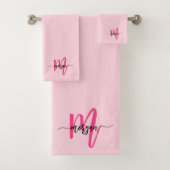 Hot Pink Modern Script Girly Monogram Naam Bad Handdoek (Insitu)