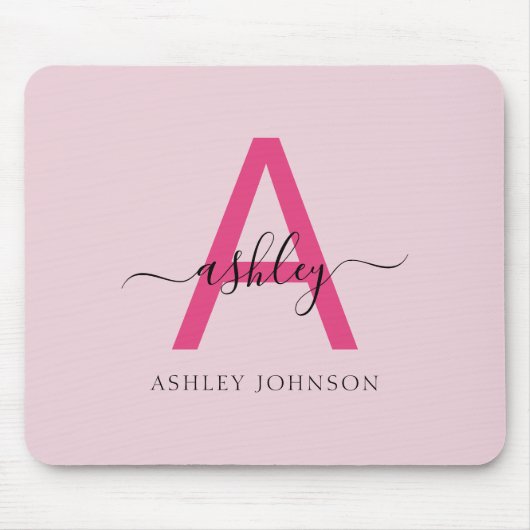 Hot Pink Modern Script Girly Monogram Naam Muismat (Voorkant)