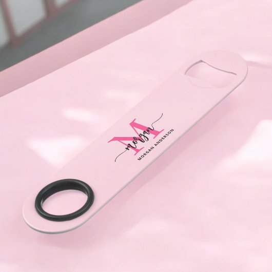 Hot Pink Modern Script Girly Monogram Naam Speed Flessenopener