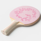 Hot Pink Modern Script Girly Monogram Naam Tafeltennisbatje (Voorkant Gekanteld)