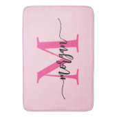 Hot Pink Monogram Dorm Room voor meisjes Badmat (Voorkant Verticaal)