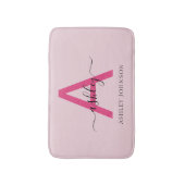 Hot Pink Monogram Dorm Room voor meisjes Badmat (Voorkant Verticaal)