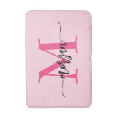Hot Pink Monogram Dorm Room voor meisjes Badmat (Voorkant Verticaal)