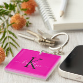 Hot Pink Name Initiaal monogram Sleutelhanger (Voorkant Rechts)